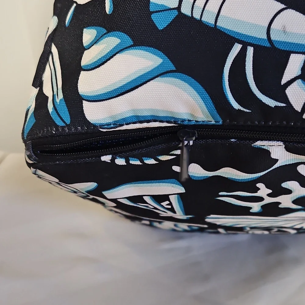 Vera Bradley Lighten Up Beach Tote - Picture 7 of 8